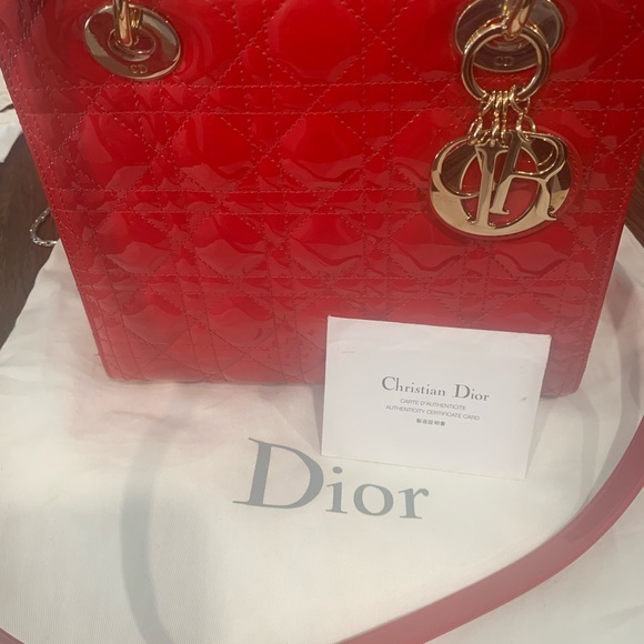 Authentic Lady Dior , rare red patent leather purse in original dust cover - Picture 4 of 4